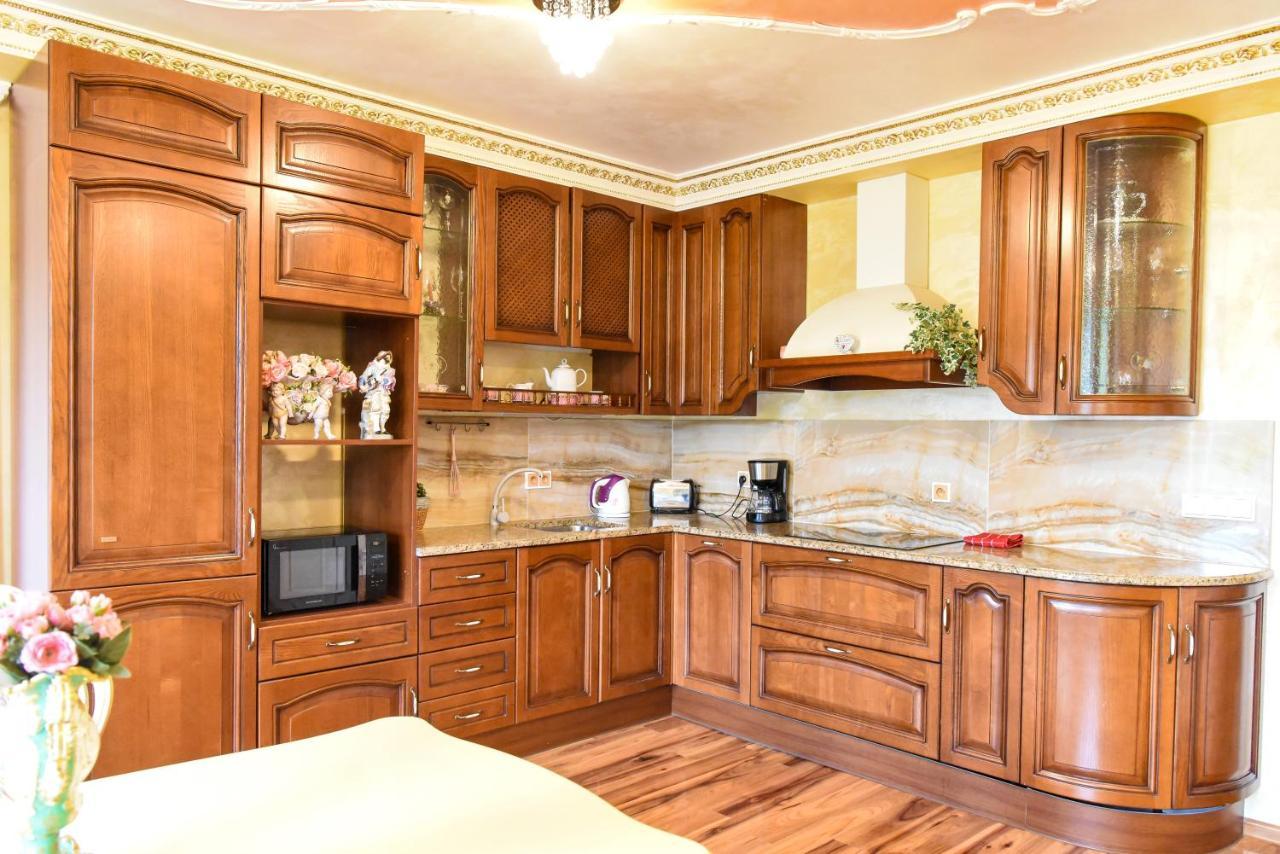 Appartamento Rose Mariánské Lázně Esterno foto