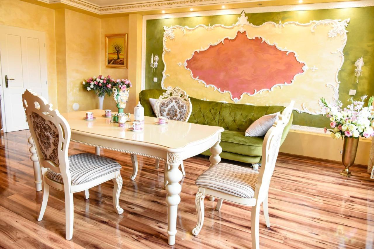 Appartamento Rose Mariánské Lázně Esterno foto